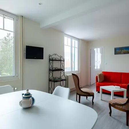 Apartment Great Near The *